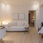 Brera Exclusive - New With Terrace, Near Parking * מילאנו