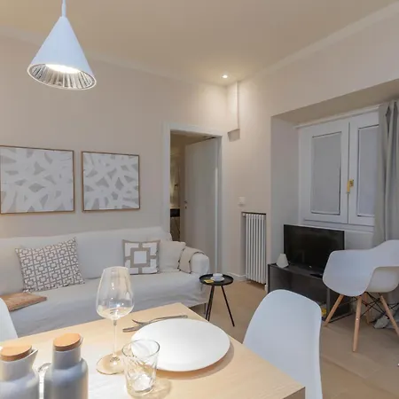 Brera Exclusive - New With Terrace, Near Parking * מילאנו